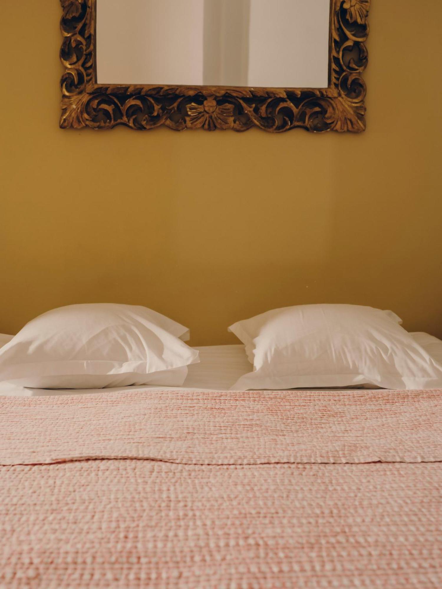 La Maison D'Odette ลาซิโอตาต์ ภายนอก รูปภาพ