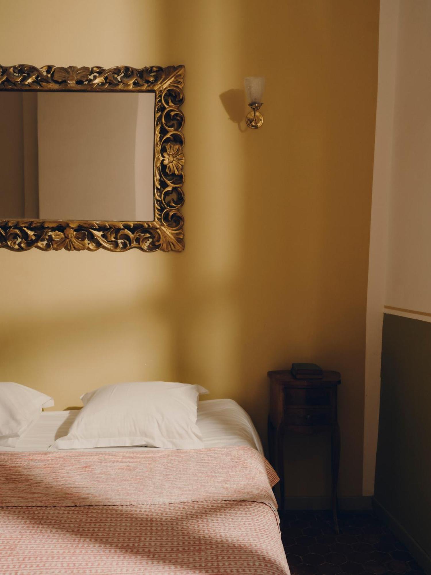 La Maison D'Odette ลาซิโอตาต์ ภายนอก รูปภาพ
